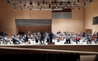 Auditori i Palau de Congressos de Castelló 22-X-2020. Ensayo de Alí Arango y la Orquestra Sinfònica de Castelló junto a su director titular Henrie Adams